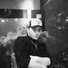 Listen to dampszn, watch music videos, read bio, see tour dates & more!