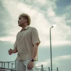 Listen to เสมือนฝัน, watch music videos, read bio, see tour dates & more!