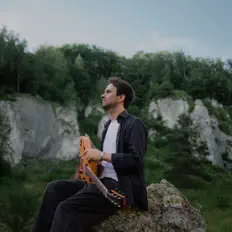 Luister naar Szymon Mika, bekijk muziekvideo's, lees de bio, bekijk de tourdata, en meer!