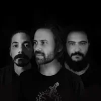 Ascolta undefined, guarda video musicali, leggi la biografia, vedi le date del tour & altro!