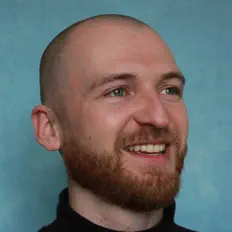 Poslechněte si interpreta Flowzus, sledujte hudební videa, přečtěte si životopis, podívejte se na data turné a další informace.