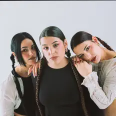 Listen to Tanxugueiras, watch music videos, read bio, see tour dates & more!