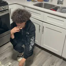 Gager सुनें, म्यूज़िक वीडियो देखें, बायो पढ़ें, दौरे की तारीखें और बहुत कुछ देखें!