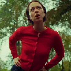 lili सुनें, म्यूज़िक वीडियो देखें, बायो पढ़ें, दौरे की तारीखें और बहुत कुछ देखें!