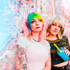 Diva Bleach dinle, müzik videolarını izle, biyografisini oku, tur tarihlerini ve daha fazlasını gör!