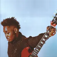 Luister naar undefined, bekijk muziekvideo's, lees de bio, bekijk de tourdata, en meer!