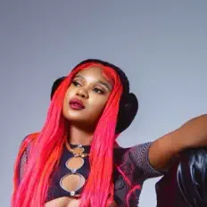 Listen to Dyana Cods, watch music videos, read bio, see tour dates & more!