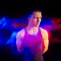 undefined dinle, müzik videolarını izle, biyografisini oku, tur tarihlerini ve daha fazlasını gör!