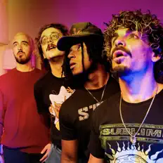 Vertigo Groupを聴いたり、ミュージックビデオを鑑賞したり、経歴やツアー日程などを確認したりしましょう！