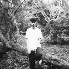 Mateus Machado: песни, клипы, биография, даты выступлений и многое другое.