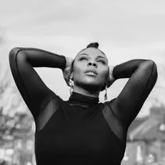 收听 MALIKA、观看音乐视频、阅读小传、查看巡演日期等 ！