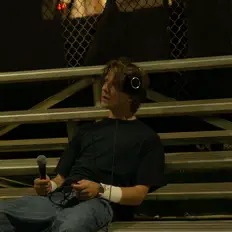 Luister naar Hyrum Stephens, bekijk muziekvideo's, lees de bio, bekijk de tourdata, en meer!