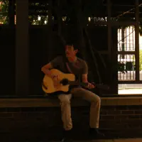 Luister naar undefined, bekijk muziekvideo's, lees de bio, bekijk de tourdata, en meer!