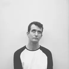 聆聽 Luca Hofmann、觀看音樂影片、閱讀小傳、查看巡演日期等！