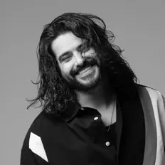 Ouça ناصيف زيتون, assista a videoclipes, leia a biografia, veja as datas das turnês e mais!