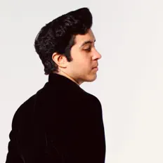 Robbie Velasquez dinle, müzik videolarını izle, biyografisini oku, tur tarihlerini ve daha fazlasını gör!