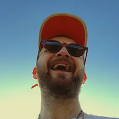 Écoutez D. Scobie, regardez des vidéoclips, lisez la biographie, consultez les dates de tournée et plus encore !