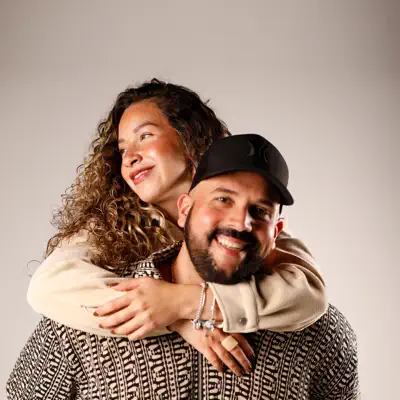 Listen to Áaron & Grace, watch music videos, read bio, see tour dates & more!