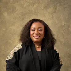 Toluwanimee सुनें, म्यूज़िक वीडियो देखें, बायो पढ़ें, दौरे की तारीखें और बहुत कुछ देखें!