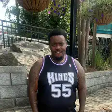 Escucha a ItsOnly1KB, mira videos musicales, lee su biografía, consulta las fechas de las gira y más.