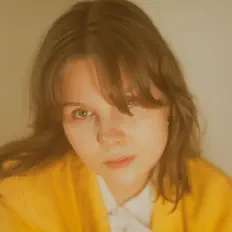 Escucha a Riina, mira vídeos musicales, lee la biografía, consulta fechas de giras y mucho más.