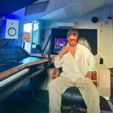 Listen to İbrahim Çelik, watch music videos, read bio, see tour dates & more!