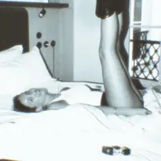 Fyersを聴いたり、ミュージックビデオを鑑賞したり、経歴やツアー日程などを確認したりしましょう！