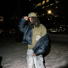 OT Rixchh सुनें, म्यूज़िक वीडियो देखें, बायो पढ़ें, दौरे की तारीखें और बहुत कुछ देखें!