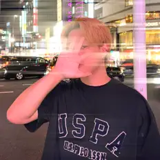 聆聽 西脇 亮、觀看音樂影片、閱讀小傳、查看巡演日期等！