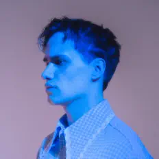 Escucha a румянцев?!, mira videos musicales, lee su biografía, consulta las fechas de las gira y más.