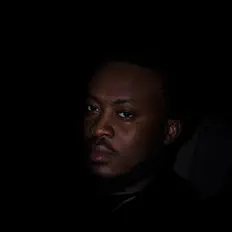 聆聽 Karan900f、觀看音樂影片、閱讀小傳、查看巡演日期等！