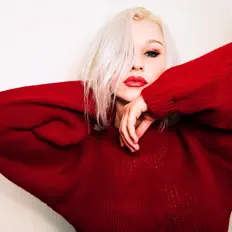 聆聽 Roxana、觀看音樂影片、閱讀小傳、查看巡演日期等！