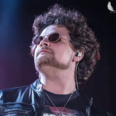Listen to Levy Dave, watch music videos, read bio, see tour dates & more!