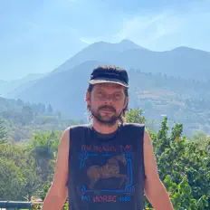 Ascolta Jared Klok, guarda video musicali, leggi la biografia, vedi le date del tour & altro!