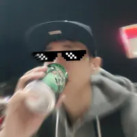 Dengarkan undefined, tonton video musik, baca bio, lihat tanggal tur & lainnya!