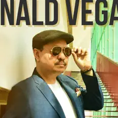 聆聽 Donald Vega、觀看音樂影片、閱讀小傳、查看巡演日期等！