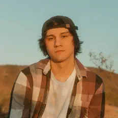 Escucha a Jake Prime, mira videos musicales, lee su biografía, consulta las fechas de las gira y más.