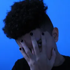 AKIRASDAD सुनें, म्यूज़िक वीडियो देखें, बायो पढ़ें, दौरे की तारीखें और बहुत कुछ देखें!