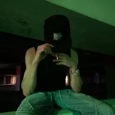 sushi: песни, клипы, биография, даты выступлений и многое другое.