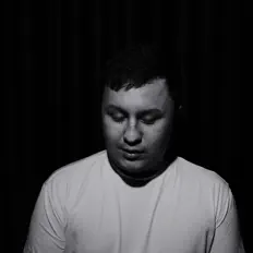 не придумалを聴いたり、ミュージックビデオを鑑賞したり、経歴やツアー日程などを確認したりしましょう！