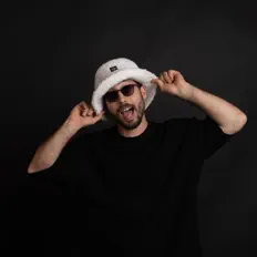 Listen to FOOX (ofc), watch music videos, read bio, see tour dates & more!