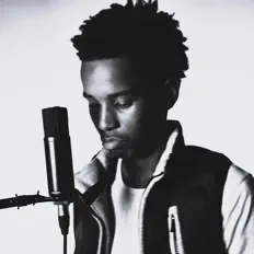 Escucha a Rabee, mira vídeos musicales, lee la biografía, consulta fechas de giras y mucho más.