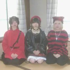 Moshimo Fortissimoを聴いたり、ミュージックビデオを鑑賞したり、経歴やツアー日程などを確認したりしましょう！