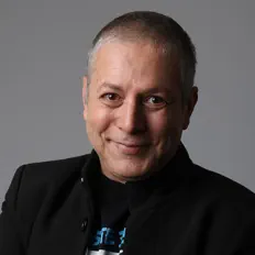 Escucha a Sharon Holzman, mira vídeos musicales, lee la biografía, consulta fechas de giras y mucho más.