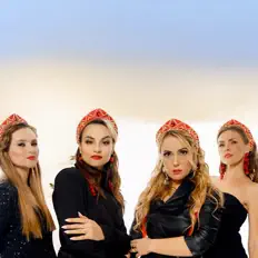 Poslechněte si interpreta Rusalen, sledujte hudební videa, přečtěte si životopis, podívejte se na data turné a další informace.