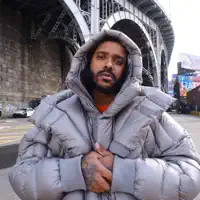 Escucha a undefined, mira videos musicales, lee su biografía, consulta las fechas de las gira y más.