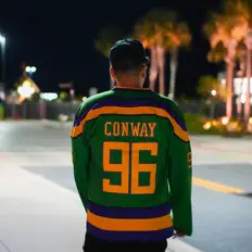 Poslechněte si interpreta Youngseason, sledujte hudební videa, přečtěte si životopis, podívejte se na data turné a další informace.