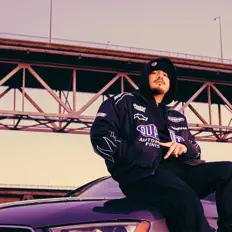 收听 Tre Kavyo、观看音乐视频、阅读小传、查看巡演日期等 ！