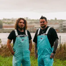 Ακούστε περιεχόμενο από Ten Eighty Trees, παρακολουθήστε μουσικά βίντεο, διαβάστε το βιογραφικό, δείτε ημερομηνίες περιοδείας, και πολλά ακόμη!