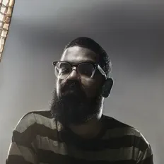 Poslechněte si interpreta Mediopicky, sledujte hudební videa, přečtěte si životopis, podívejte se na data turné a další informace.